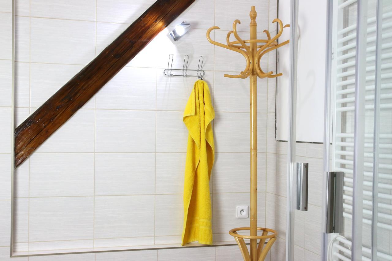 Apartmany Za Sakurou Hodonin Bagian luar foto