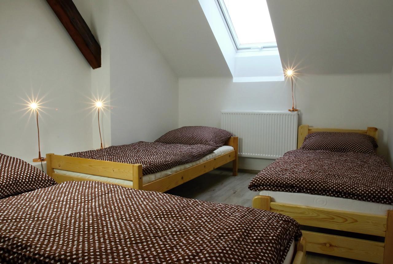 Apartmany Za Sakurou Hodonin Bagian luar foto