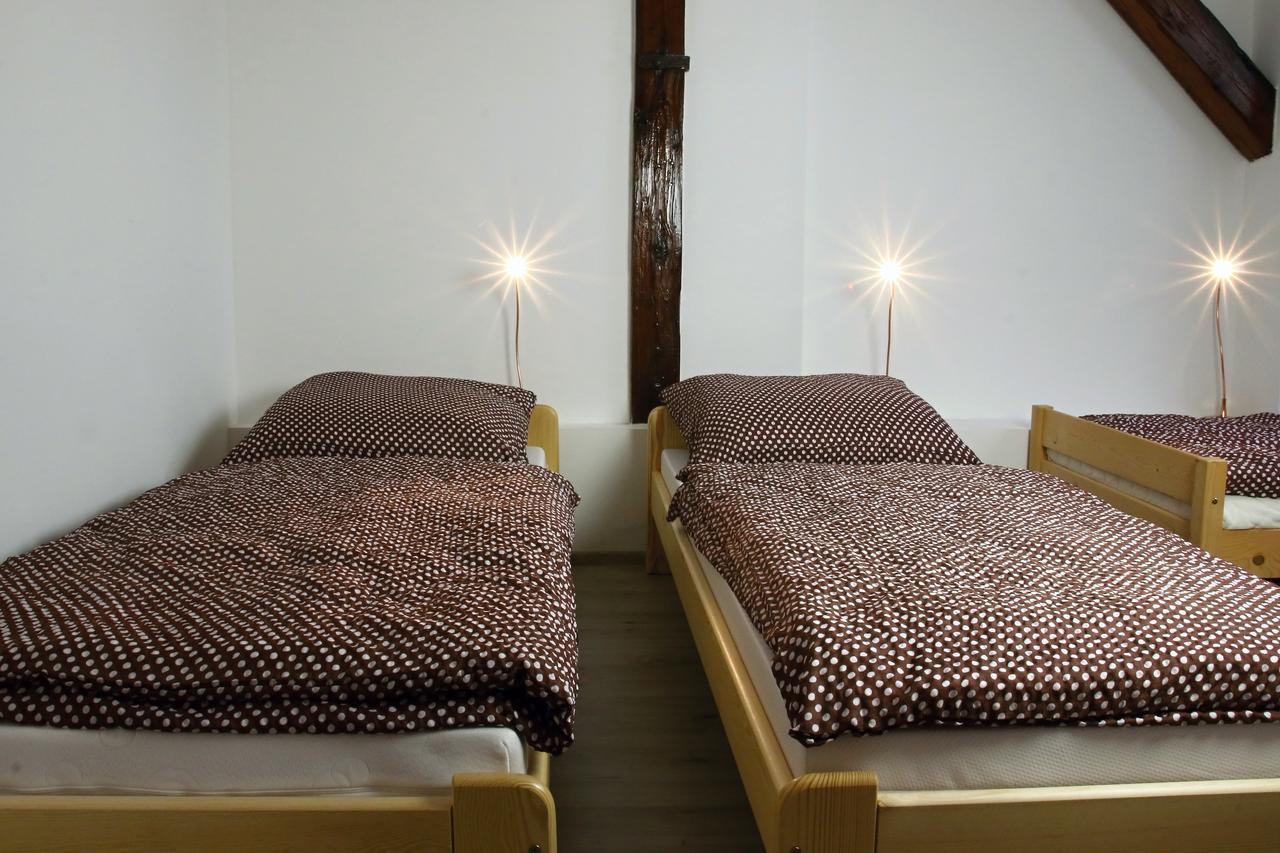 Apartmany Za Sakurou Hodonin Bagian luar foto